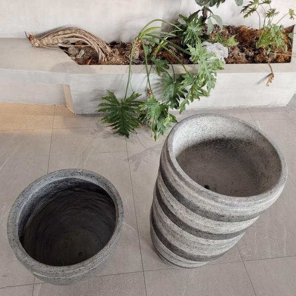 Tall Large Resin FRP Fiberglass Flower Pots Logo Customized