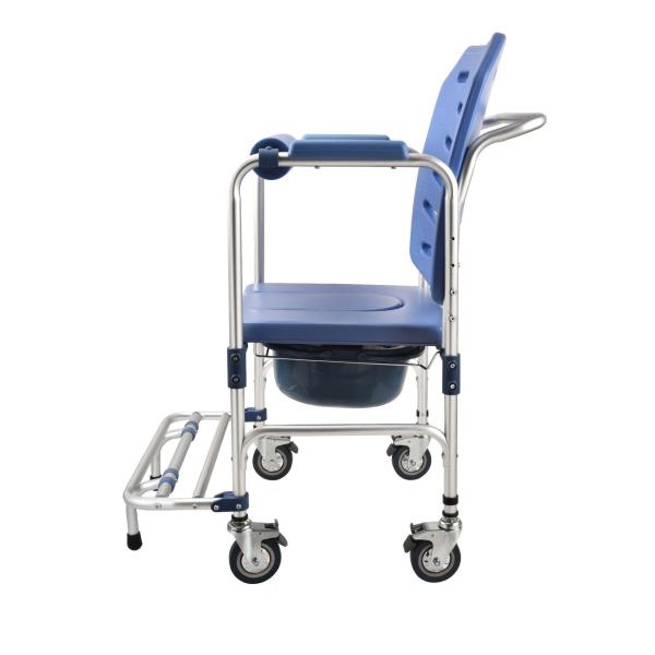 wheelchair with toilet seat