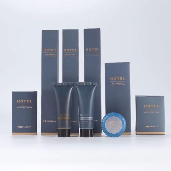 Shampoo Toothpaste Hotel Amenities Sets Multicolor Professional Design For Adult