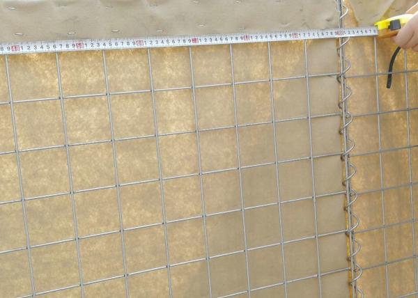 Vibration-Dampening Tubular Steel Fence Machinery Protection