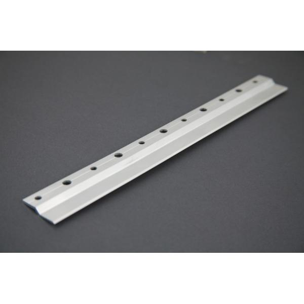 Процесс штампования с двумя отверстиями Алюминиевые клипы Z Bar для висящих зеркальных фоторельфов и шкафов