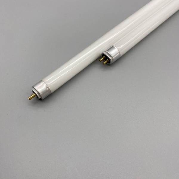 549 mm 10,0 UV tube lumière pour les reptiles simulé la lumière naturelle du soleil T8 UVB tube