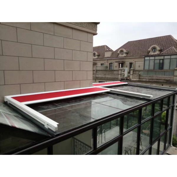 Telhado exterior motorizado com telhado retrátil