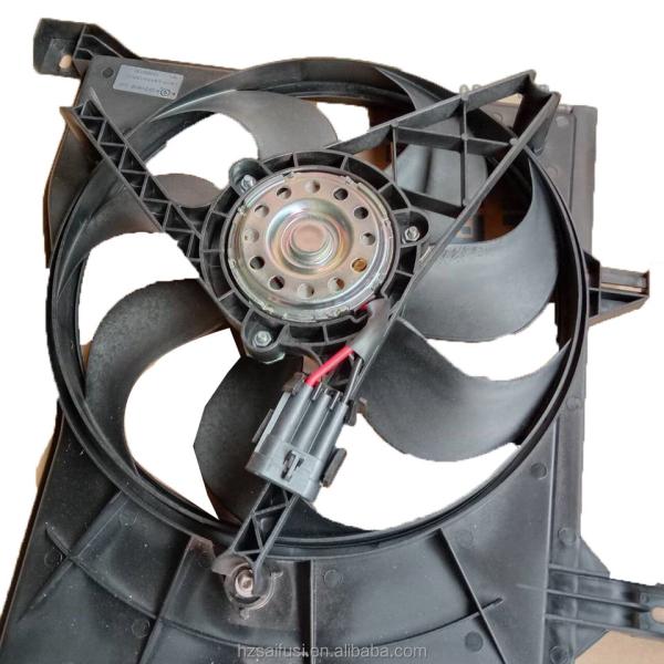 Sistema de refrigeración Equipo electrónico de ventiladores fabricado por LSFS para el LDV MAXUS V80