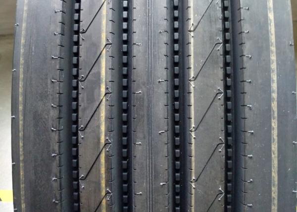 Stone Ejection Design Highway Truck Tires 12R22.5 With Four Straight Grooves