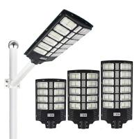 Lumière solaire intelligente rechargeable IP65 haute performance de 480W avec conception d'endurance