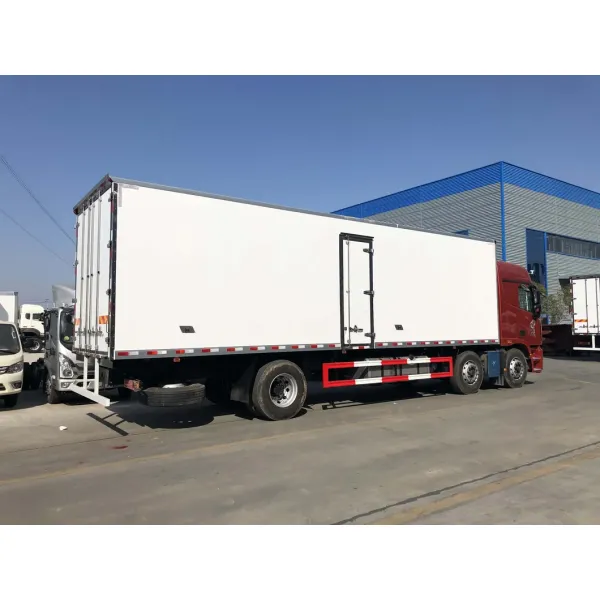 Foton Rhd Ouman 6X2 15t 18t 20t 25t Refrigerated Truck