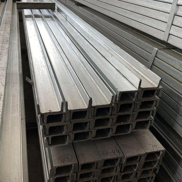 OEM Steel Channels Galvanized Zinc Surface Prepainted Metal Iron Rod For Building