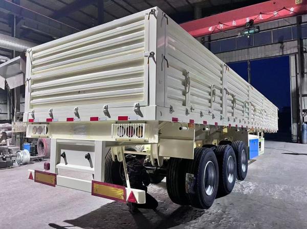 3 Axle Van-type Semi Trailer for Vehicle Master Fence Sidewall Dropside Cargo Transport