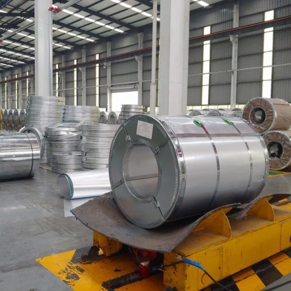 Em rolos quentes, rolos de chapas de aço galvanizadas para fita de ligação Tolerância ± 1% Largura 1000-2500 mm