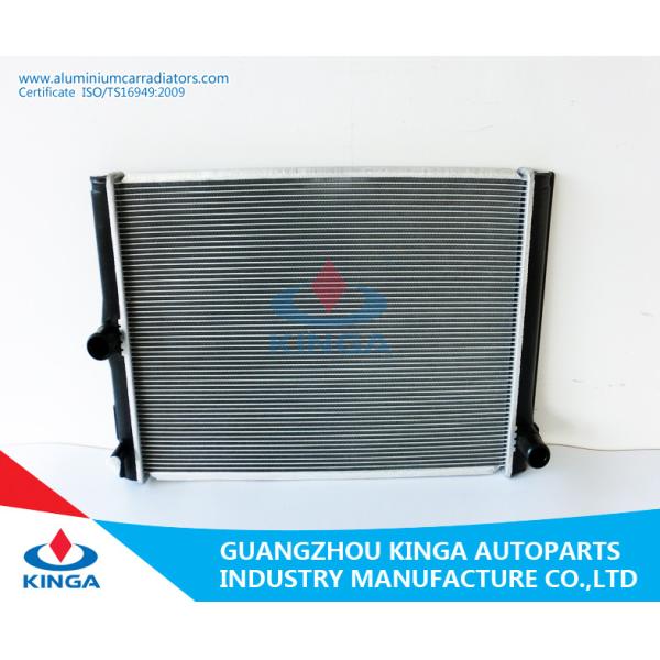Automotive Engine Custom Aluminium Radiators TOYOTA AURIS 1.4D4D ' 07-MT