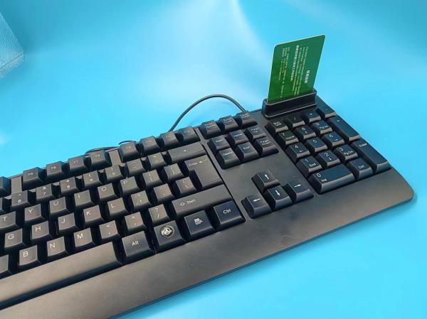 Keyboard with Smart Card Reader