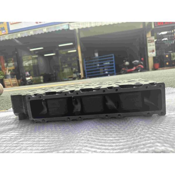 32A01-08010 Mitsubishi Engine Cylinder Head Model S4S-DI Material Casting