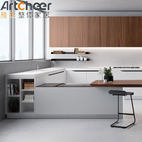 European Design Kitchen Cabinet with 3 Years Guarantee and Customized Color for Luxury Apartments