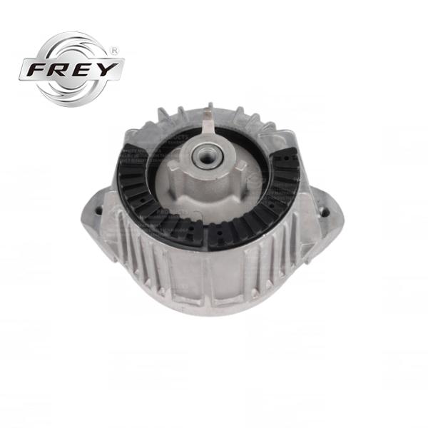 Car Right Auto Engine Mount 2042400317 For Mercedes Benz W204 OM642