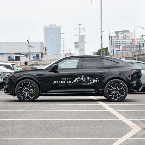 Changan AVATR 11 EV eléctrico puro automático con volante a la izquierda SUV de lujo coche asequible