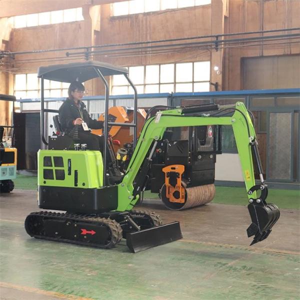 Três piloto Mini Excavator refrigerar de água Mini Excavator Crawler do cilindro 22.1kw
