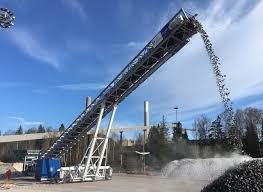 Heavy-Duty Tracked Stacker Conveyor for On-Site Material Handling in Quarry and Bulk Mining