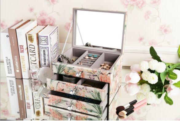Home Decoration Square Mirrored Glass Jewellery Box With Drawers High Hardness