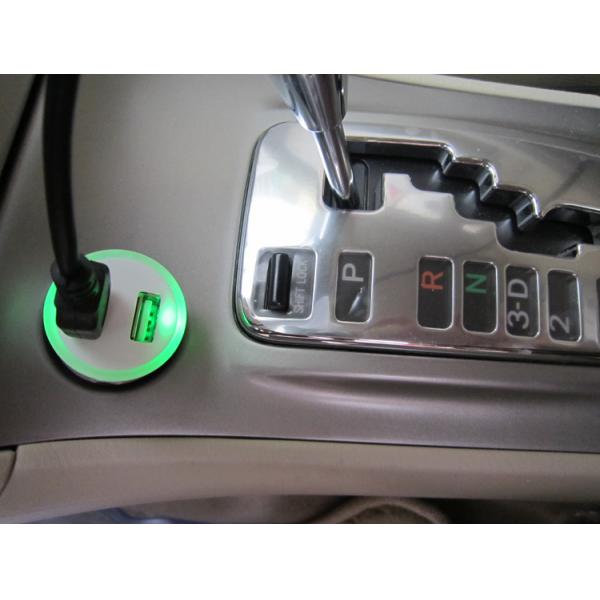 Halo newest dual USB car charger /portable mini car charger/car accessories/Iphone charger