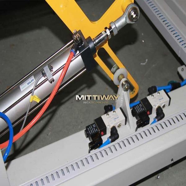 380V / 50HZ Картонная коробка Эректорная машина с сенсорным экраном операционной системы