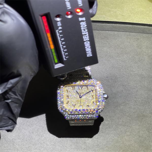 Busto de Moissanite abaixo do tipo luxuoso Diamond Studded Watch In Japan do relógio