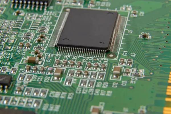 FR4 Rigid PCB With Board Thickness 0.4-3.2mm And Layer Count 2-20