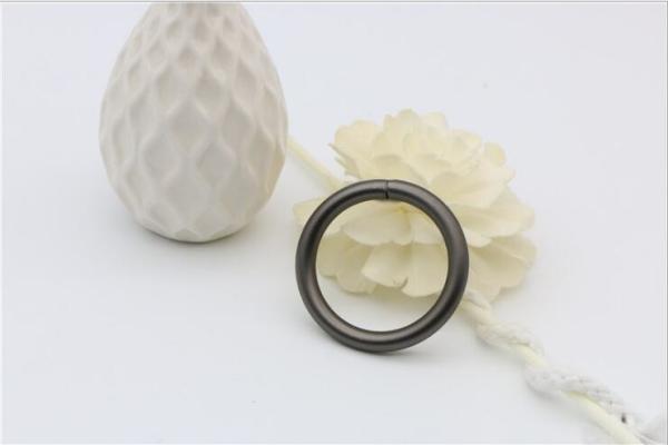 OEM Design 33 MM Gunmetal Color Iron Wire Bag O Rings For Sales