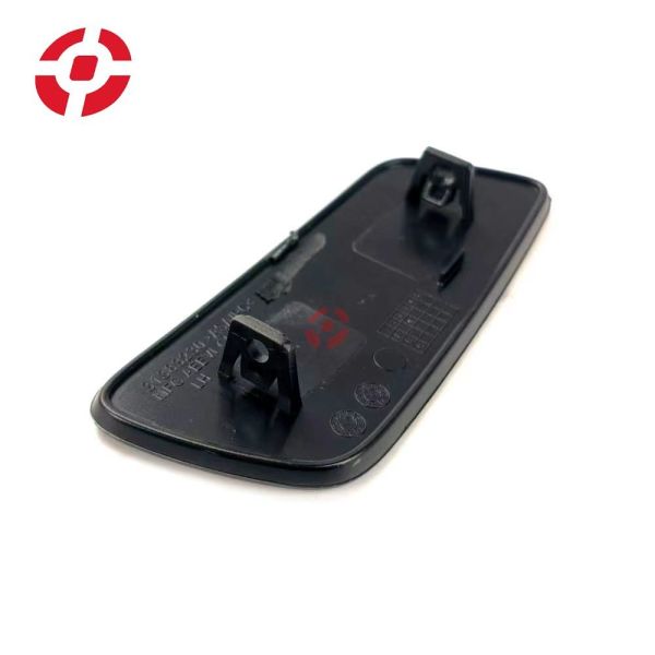 Front tow hook cover Headlight washer cover for Volv o Front bumper headlight washer spray cap 39839818