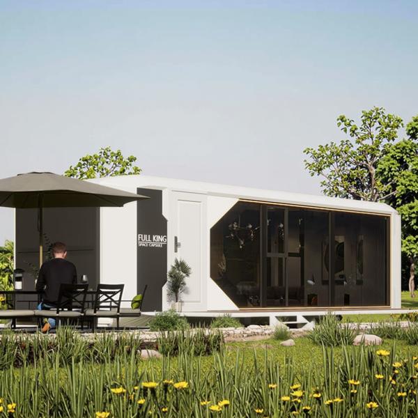 Maison capsule mobile personnalisable pour un hôtel en plein air facilement assemblée et personnalisable