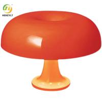 Candeeiro de mesa 5 volts cogumelo usb e plástico e14 cor laranja e branco leitoso