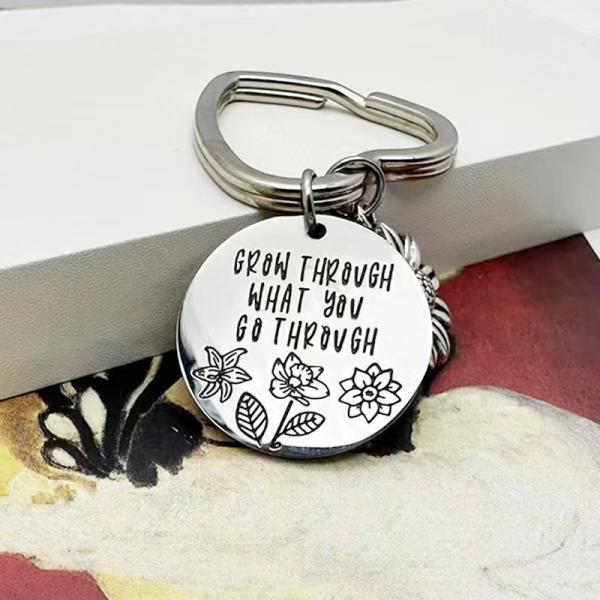 Petit pendentif Daisy mode porte-clés lettres porte-clés en acier inoxydable Pour les amis