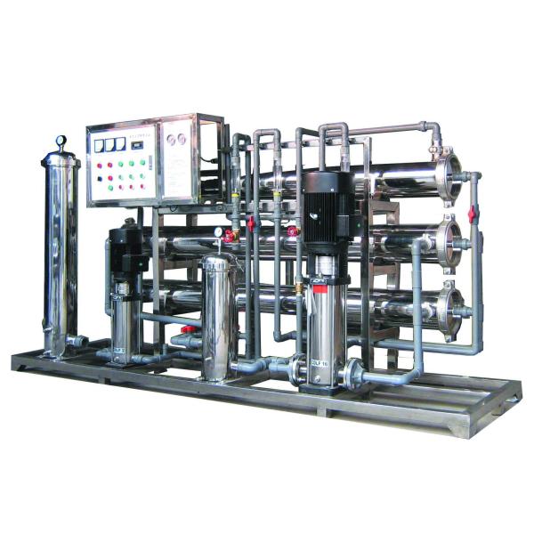 PLC Controlled Industrial Water Treatment System Wall Mounted And Pure Water For Commercial Or Industrial