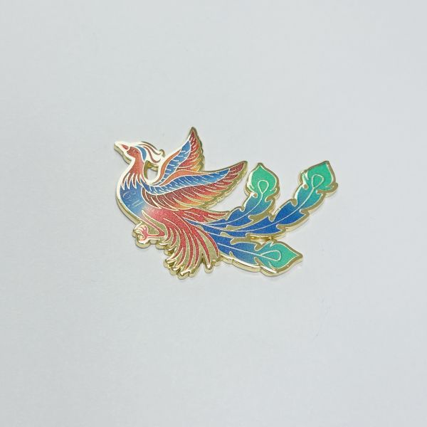 Bilibili Little TV Butler Enamel Pin – Formal Suit & Flower Basket Kawaii Anime Lapel Pinly