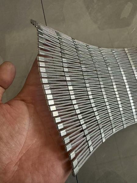 Diamante forma de agujero Helideck Perímetro de malla de acero inoxidable para la protección