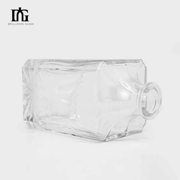 200ml 350ml 500ml 700ml 1000ml Engraving Glass Liquor Bottle for Fancy Tequila Bottle