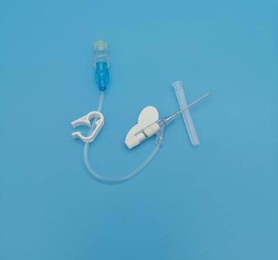 tipo descartável infusão rotineira da borboleta da cânula 22G IV para os adultos azuis