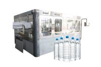 máquina de engarrafamento completa 5000BPH do ANIMAL DE ESTIMAÇÃO da água 500ml mineral