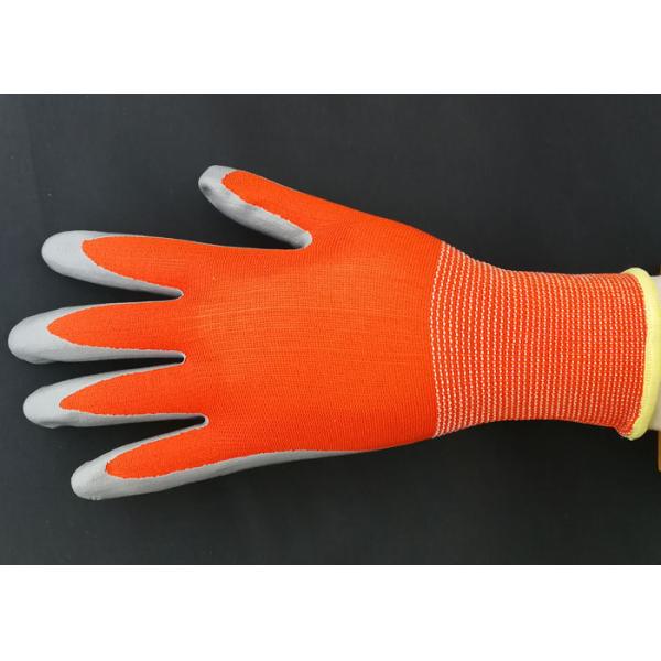 Luz super de 13 luvas revestidas do nitrilo do calibre com o nitrilo terminado liso