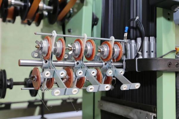 Shuttleless Jacquard Mderwear Manufacturing Mach Weaving Machine Easy Operation Maintenance