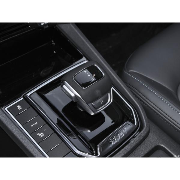 Dong Feng S50 EV Taxi électrique chinois avec Bluetooth GPS Uber Appel de voiture en ligne