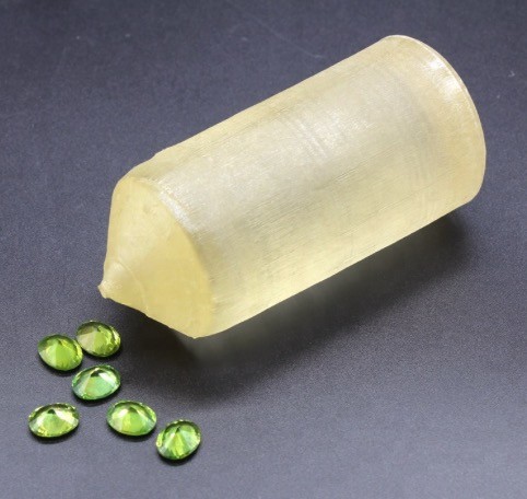 2 Inch Gadolinium Gallium Garnet GGG , Crystal Substrate Material Gd3Ga5O12