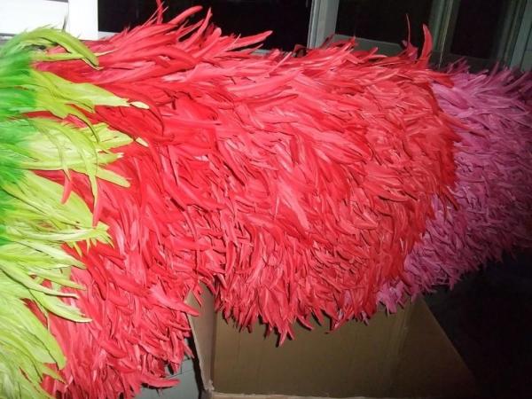 Fita de decoração de festa Satin duas cores Fringe de penas de frango 12-14 polegadas
