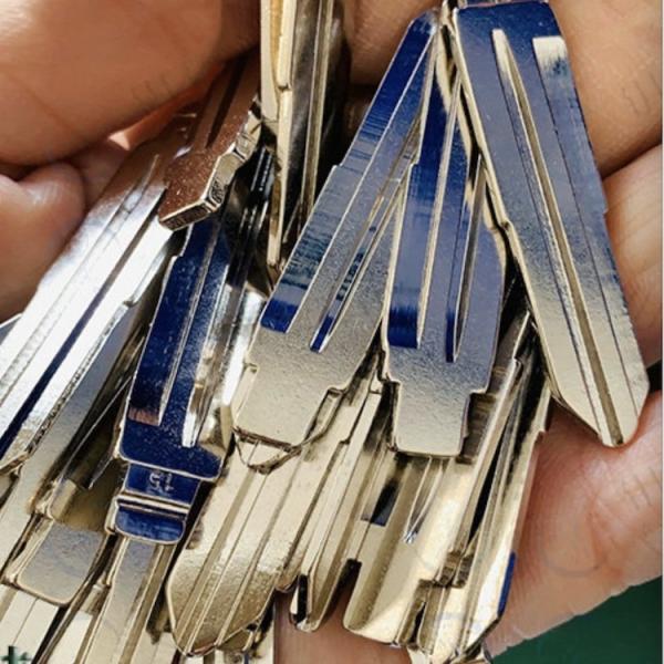 Custom Logo Keydiy Universal Remotes Flip Key Blade for Auto Car and Fast Shipping