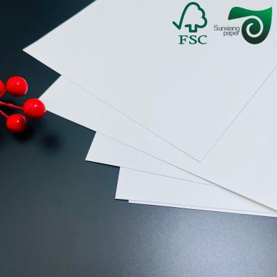 Carton Ivoire SBS Couché Simple Face Papier Blanc 350gsm 375gsm 70cm 100cm FSC