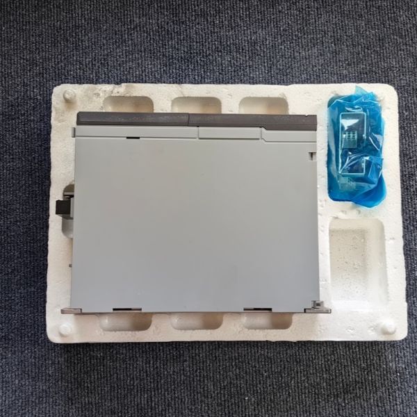 131B0518 Danfoss VLT FC-302P1K5T5E20H1X IP20 3PH 380V 1.5kW Danfoss VFD for Pump Blower Compressor Conveyor Fan