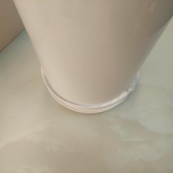 Food Grade 5 Gallon Plastic White Buckets With Lids Stackable Recyclable