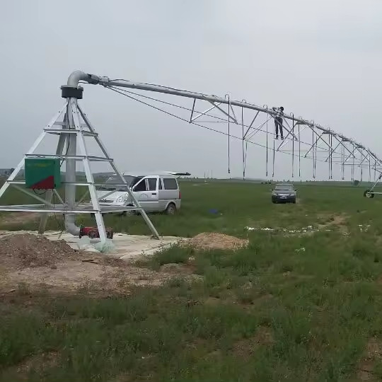 2200 KG Design Automatic Central Pivot Irrigation System Rain Gun Irrigation Machine from Shandong