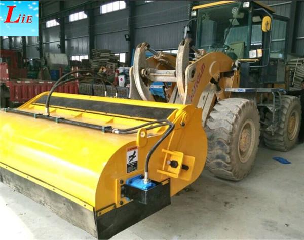 China wheel loader attachments,wheel loader sweeper,wheel loader hopper sweeper attachments