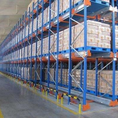 Sistema automatizado de estanterías con lanzadera de radio y batería de litio